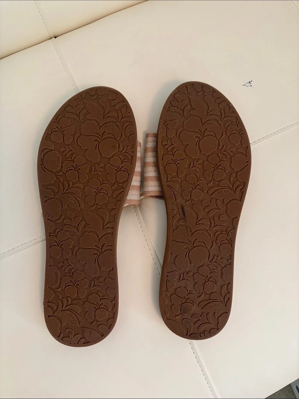 Roxy Slide Sandals in Tan with Stripe Strap-Size 10